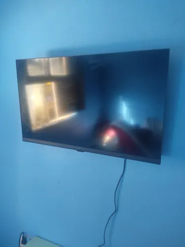 Vende smart tv 32 polegadas nova 2 mês de usso