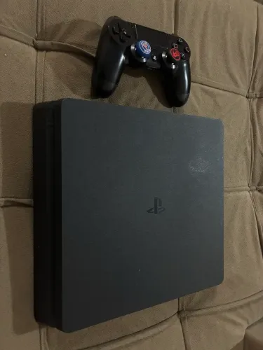 Ps4 em perfeitos estado!!