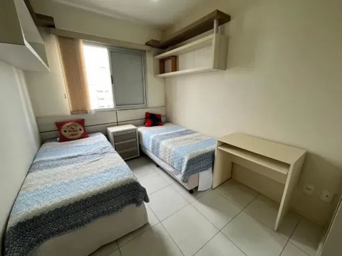 Apartamento para alugar no centro de Tubarão com 2 quartos sendo um deles uma suíte.