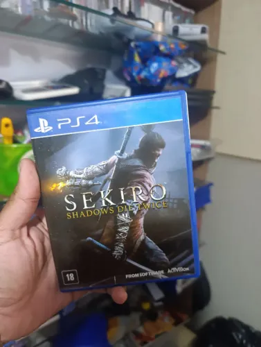 Jogo Sekiro PS4 / Ps5 - Ac cartão e Olx pay (temos outros jogos)