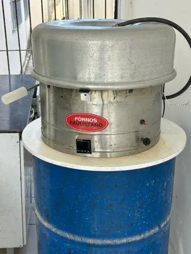 Forno para Pizzas de até 35cm - Excelente Estado