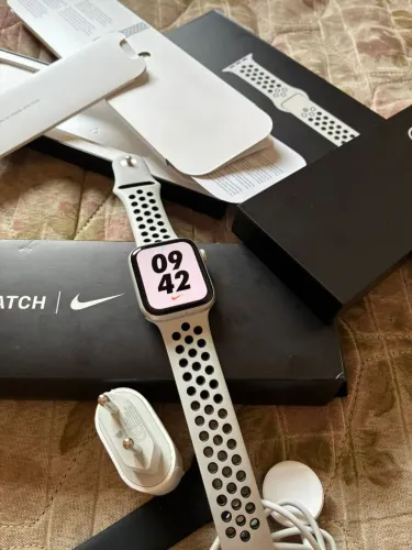 Apple watch SE 44MM GPS + CELULAR ( ACEITA TROCAS )