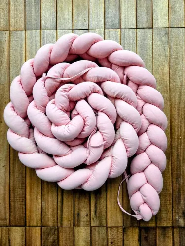 Trança para o Berço Rosa