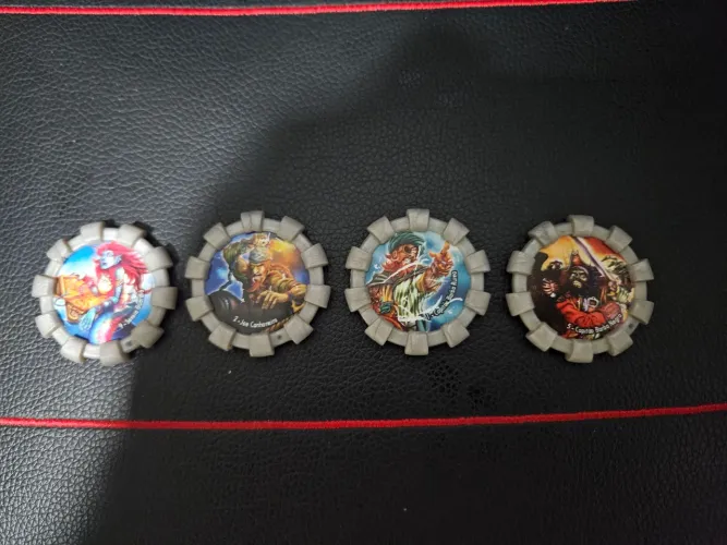 Lote tazos Cheetos Piratas elma chips