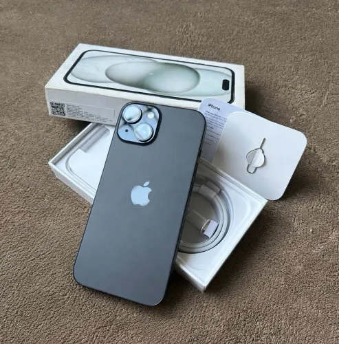 iPhone 15 Preto - 128GB | Caixa e Cabo