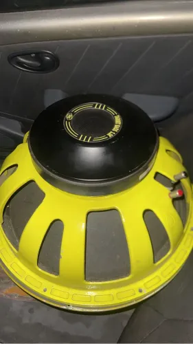 Som automotivo