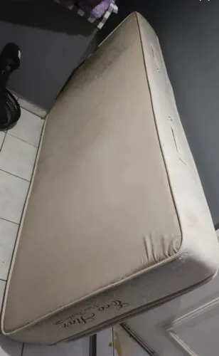 Cama box com colchão/ oportunidade