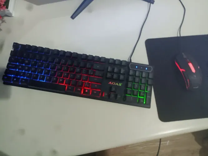 Kit teclado e mouse semi mecânico