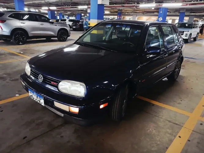 Volkswagen Golf GLX 2.0 4P 1997