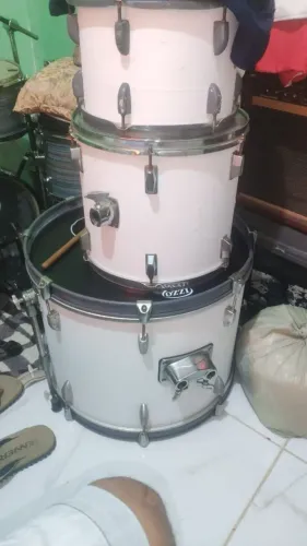 Bateria Michael