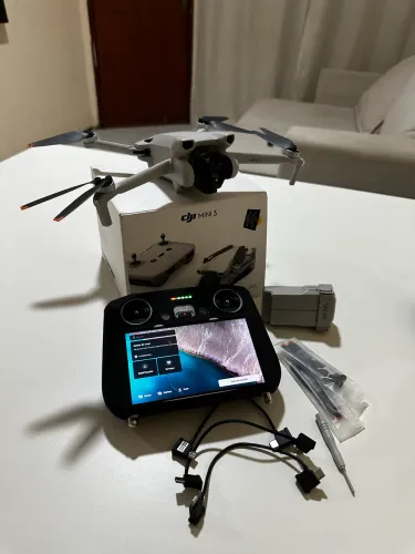 Drone DJI MINI 3 Radio com tela