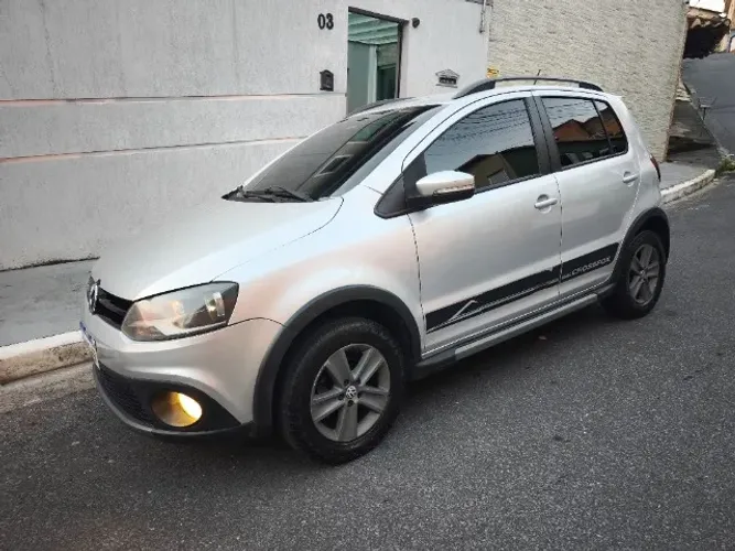 Volkswagen Crossfox 1.6 MI Total Flex 8V 5P 2012