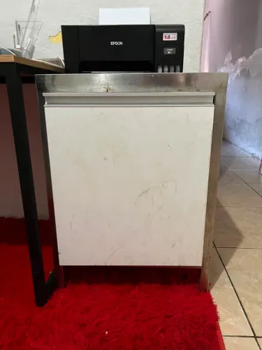 MÓVEL DE AQUÁRIO 46cm por 46cm