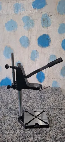 Adaptador de furadeira com morsa