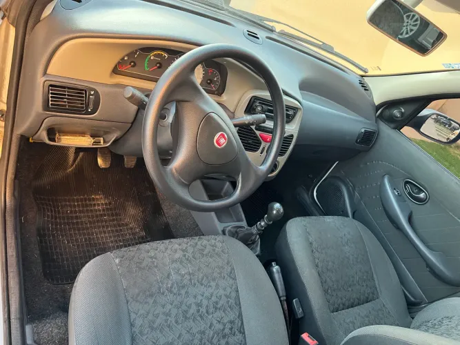 Fiat Palio 1.0 Economy Fire Flex 8V 4P 2010