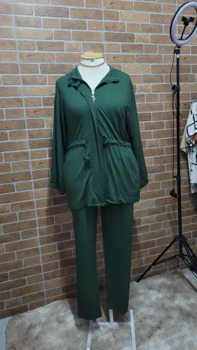 CONJUNTO VISCOLAYCRA VERDE