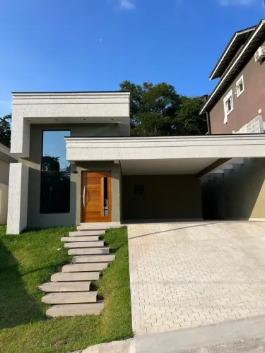 Casa de condomínio para venda possui 192 metros quadrados com 3 quartos