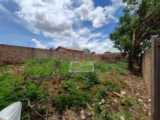 Terreno à venda Bairro de Lourdes com 360 m² por R$ 158.000,00 Uberaba/MG