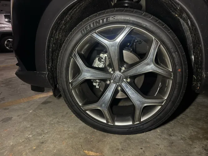 Rodas com pneus 235/40-R19 para HR-V
