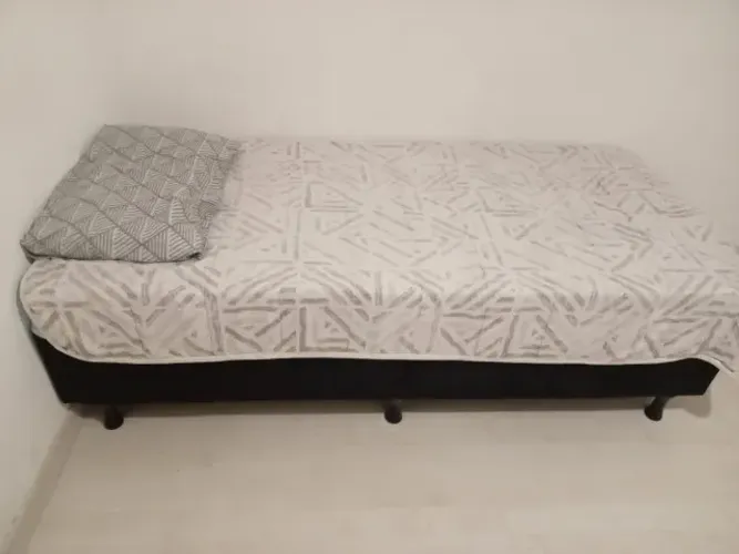 Cama box de solteiro com colxao