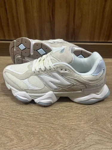 Tênis New Balance 9060 (36/37)