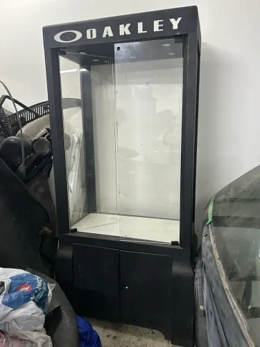 Vitrine expositor oakley