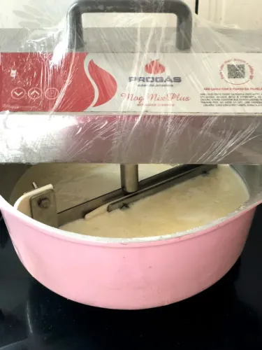 Panela Pró gás mexedora de doces