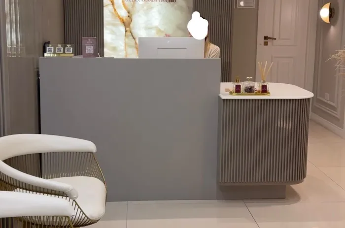 Balcão de recepção 