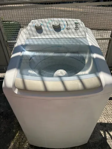 Máquina de lavar 10kg Electrolux 