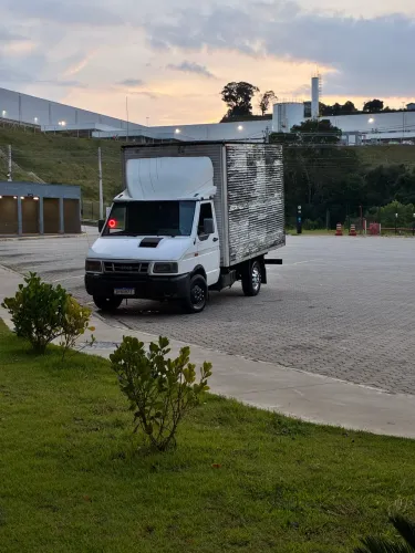 iveco 3513 caminhonetes categoria b