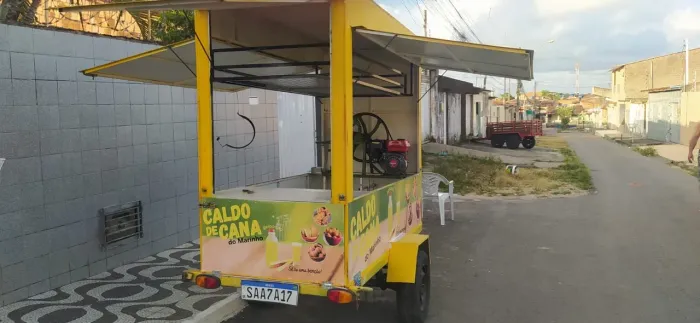 CARRINHO / TRAILER SEMI-NOVO