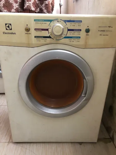 Secadora de Roupas Electrolux COM DEFEITO