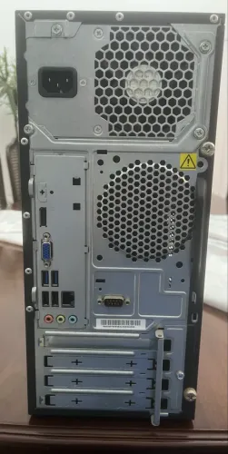 PC Lenovo Intel Core i3 muito conservado