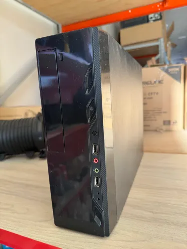 Computador mini Intel core i3, 4gb RAM, 120gb ssd