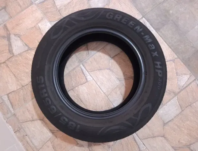 Pneu aro 15