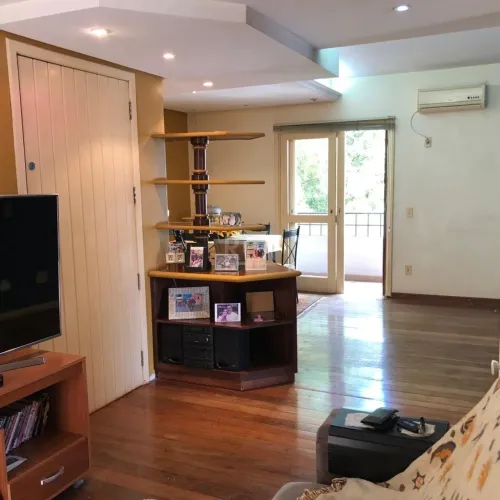 Excelente apartamento no Jardim Botânico