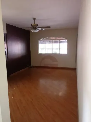 Casa com 4 Dormitórios, sendo 1 Suíte à venda, 150 m² por R$ 680.000 - Vila Sônia - São Pa