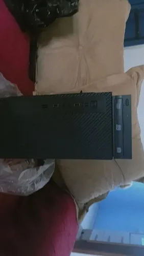 Computador montado completo