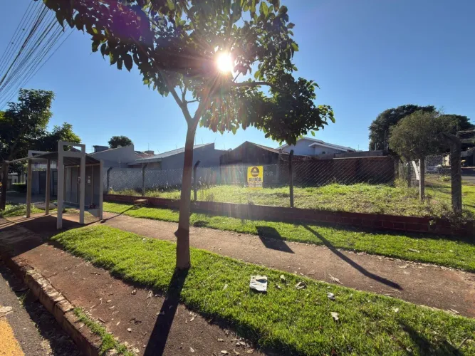 Terreno para alugar no bairro Jardim Santa Rosa - Maringá/PR