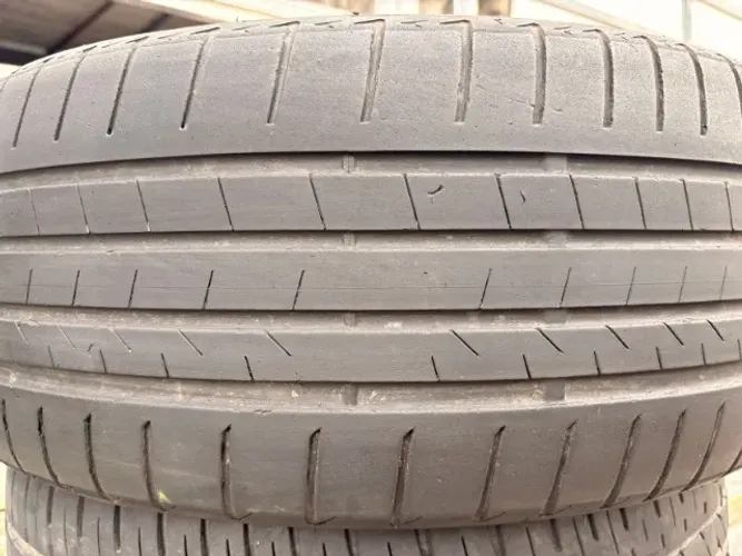 Pneu 235/45/20 Bridgestone 