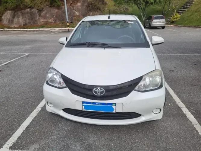 Toyota Etios X Sedan 1.5 Flex 16V 4P Aut. 2017