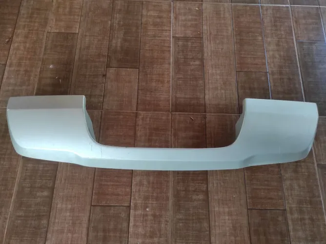 Moldura inferior para-choque traseiro troller T4 2015 a 2021