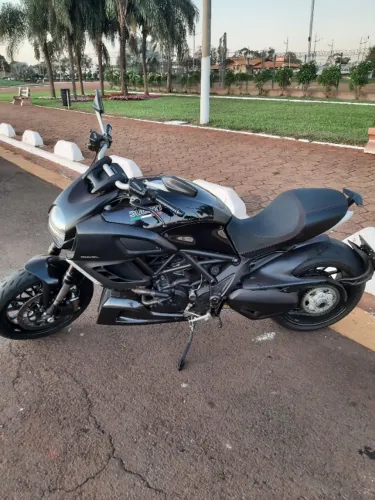 Ducati Diavel 2012
