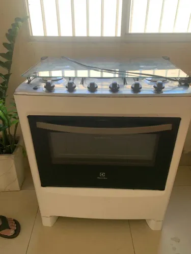 Fogão Electrolux 5 Bocas com Forno - Seminovo