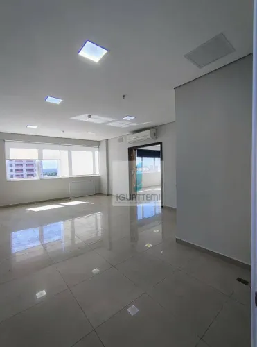 Sala no Plaza Capital, para alugar, 76 m² por R$ 7.083/mês - PLAZA CAPITAL - São José do R