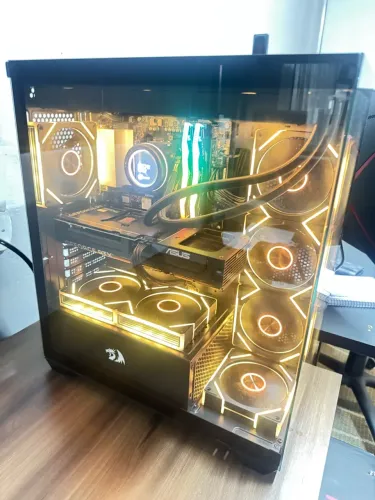 PC Gamer High End - ryzen 7 7800x3d - 32 RAM - 5070