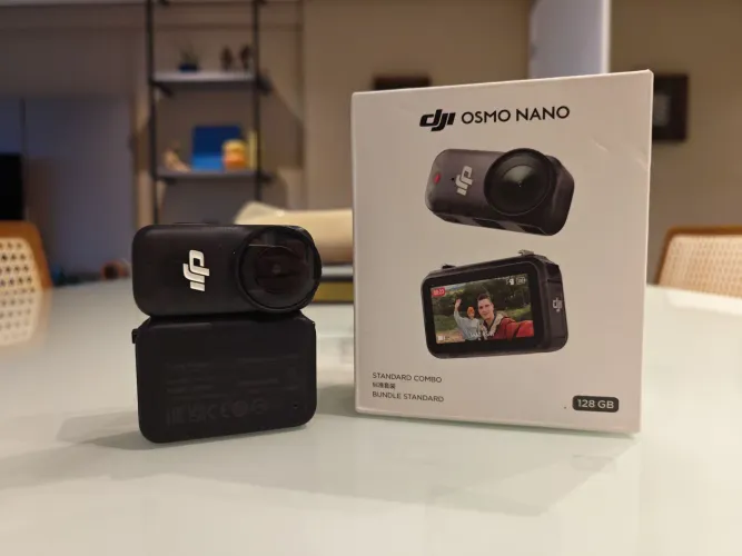 Câmera DJI Osmo Nano 128GB + Acessórios