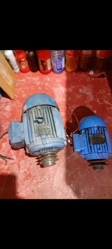 Motor Weg 5 CV 800 reais Motor Weg 1.5 CV 400 reais 