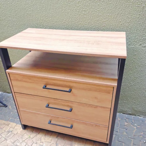 CÔMODA RACK RETRÔ