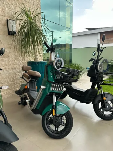 Scooter Elétrica estilo retrô, 800W, zero Km
